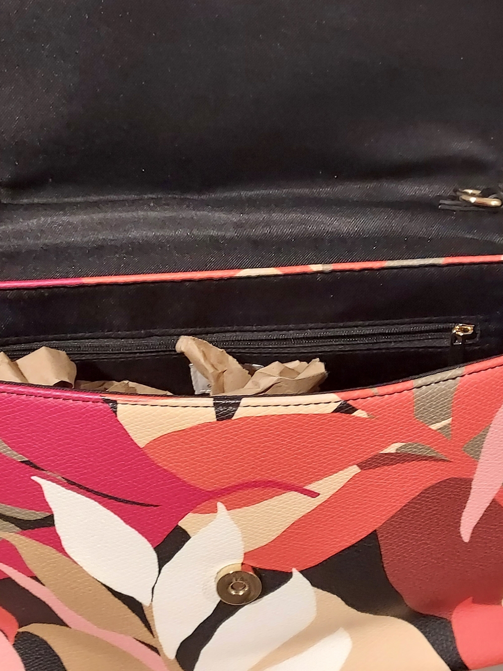 a new day Multicolor Leaf-Print Foldover Satchel - Pink, Red & Cream - Picture 3 of 4